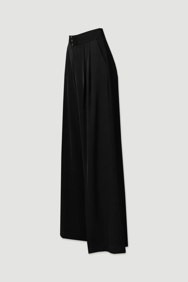 Calça pantalona com pinças na frente Ferrache - Image 5