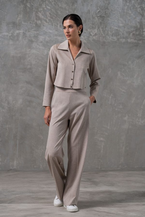 Calça wide leg em malha