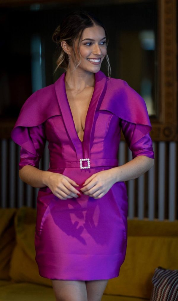 Vestido curto rosa cerimónia