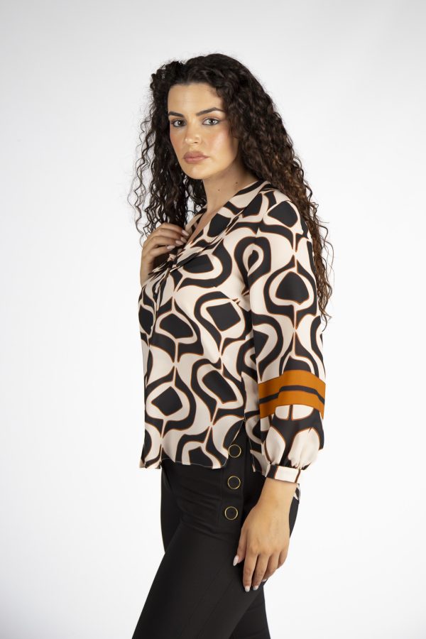 Blusa gola chelsea estampado geométrico - Image 2
