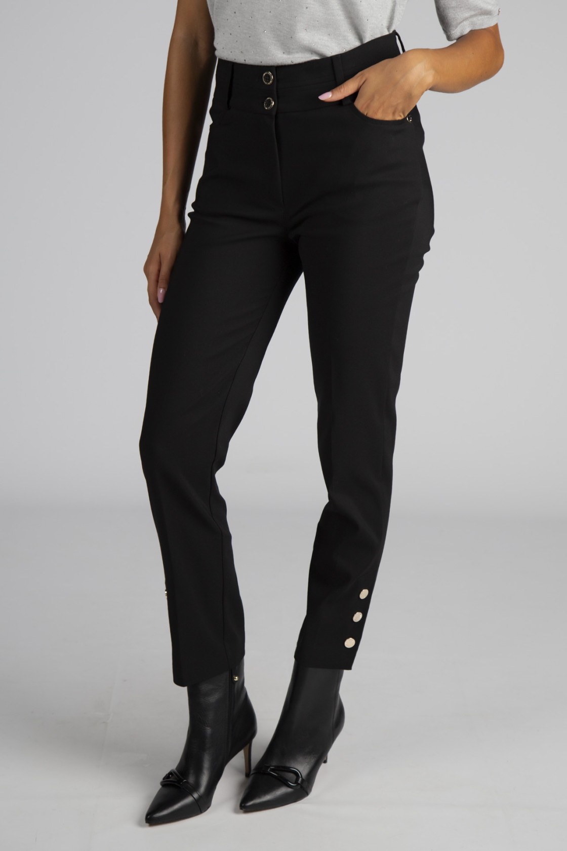 Calças skinny em preto